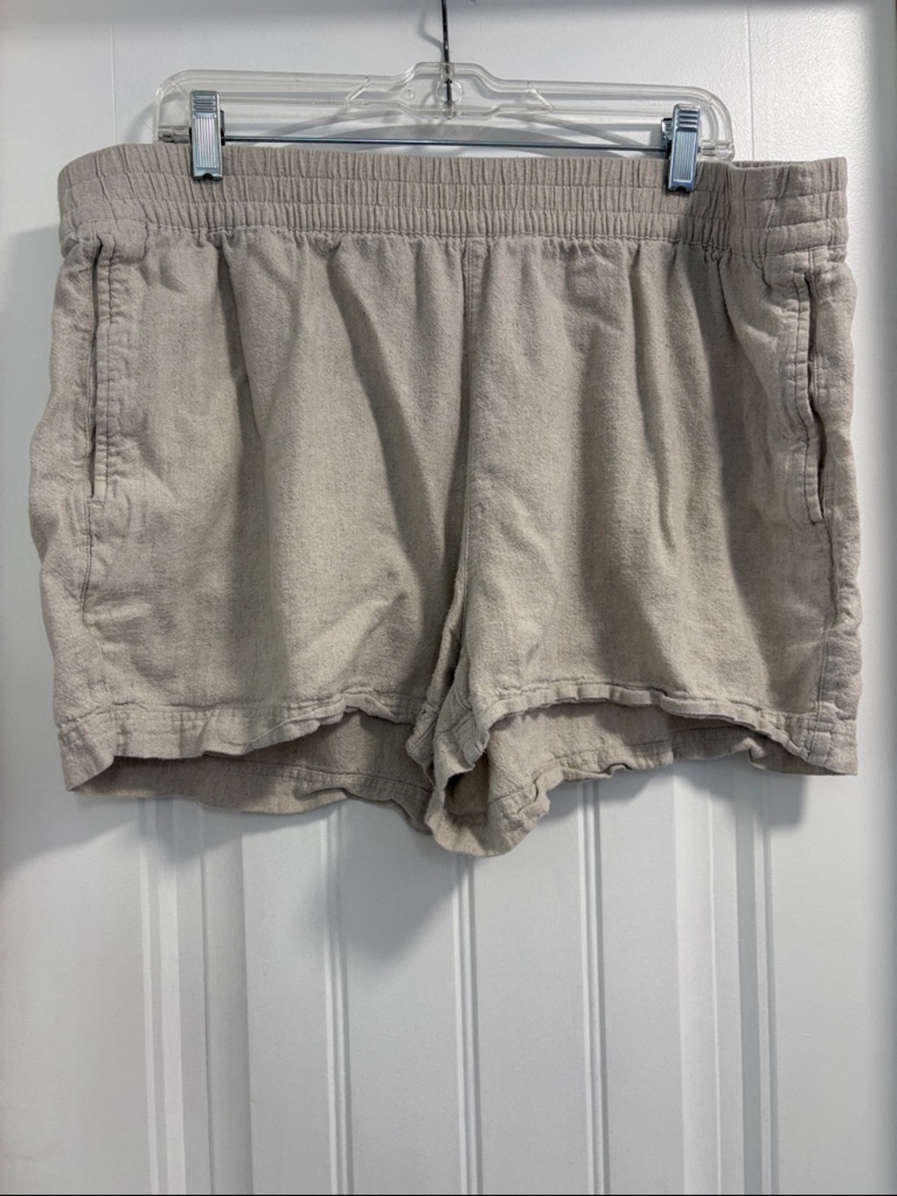 Old Navy Linen Look Elastic-Waist Shorts
